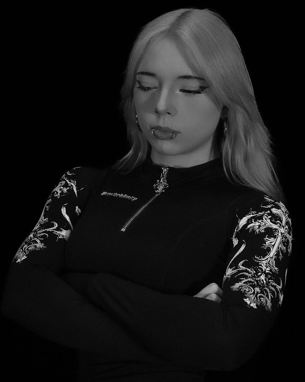 Women's Void Tech™ Regalia long sleeve Quarter zip [VOID BLACK]