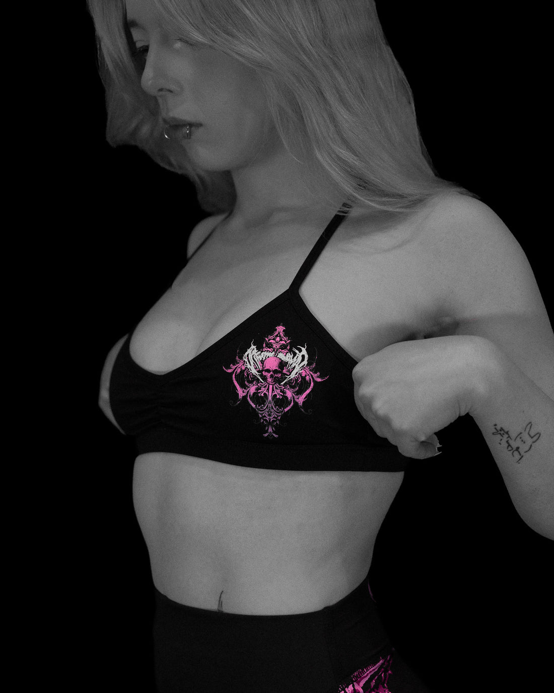Women's Void Tech™ Shadow Heart Sports Bra [BLOSSOM PINK]