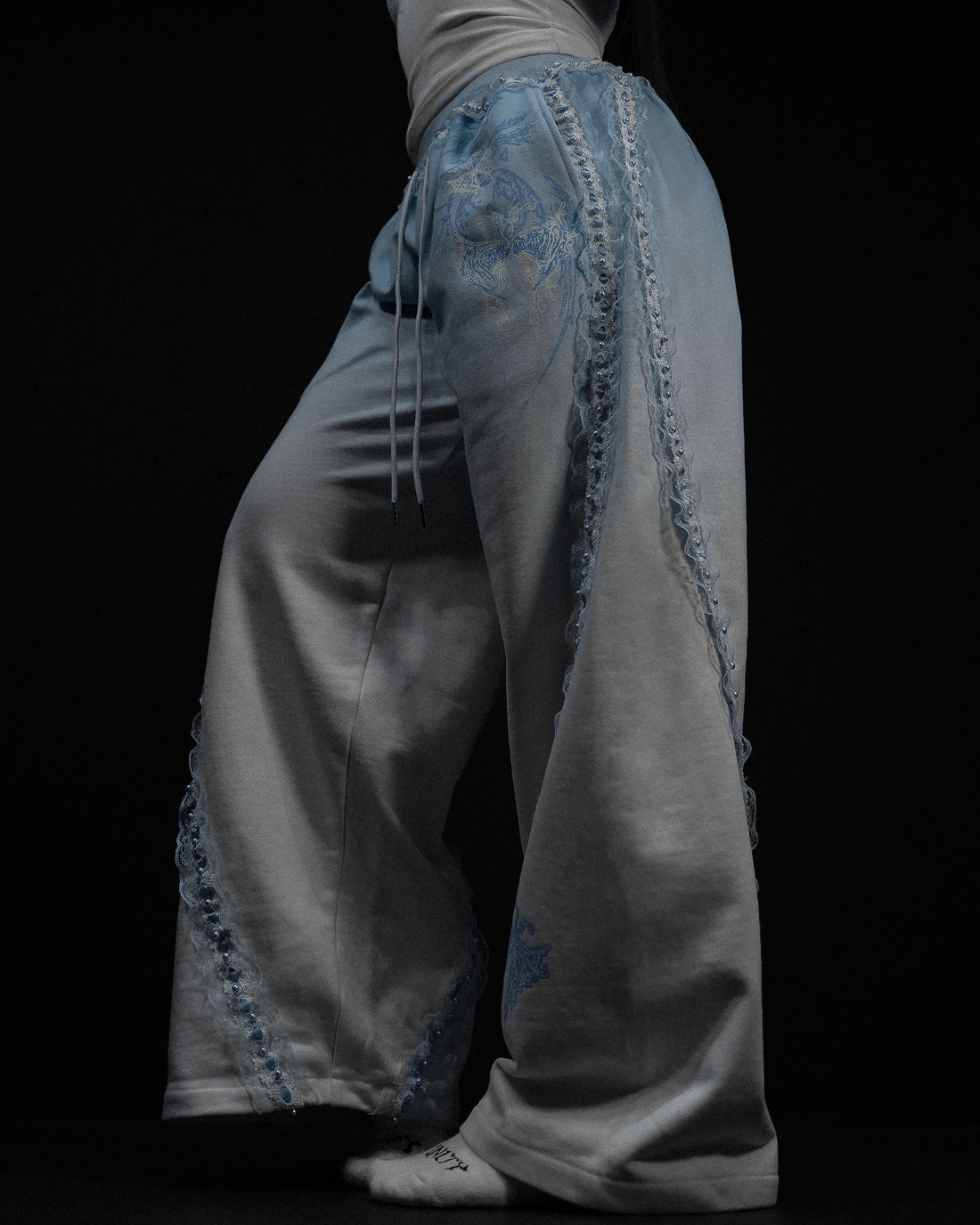 Women's Faerie Banana Shaped Uncuffed Sweatpants [EVERMORE BLUE]