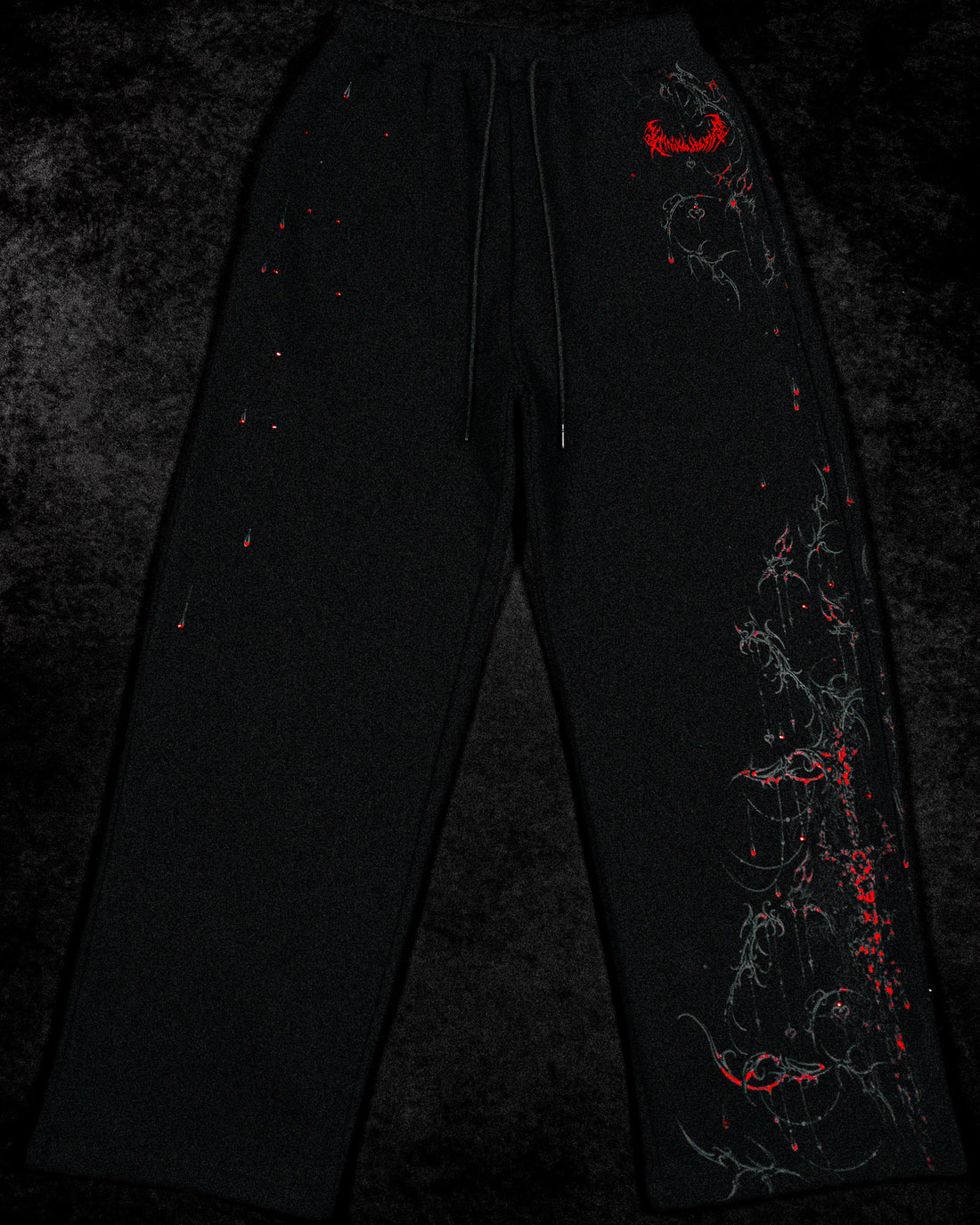 Women's Shattered Blade Rhinestone Uncuffed Sweatpants [NIGHTMARE]