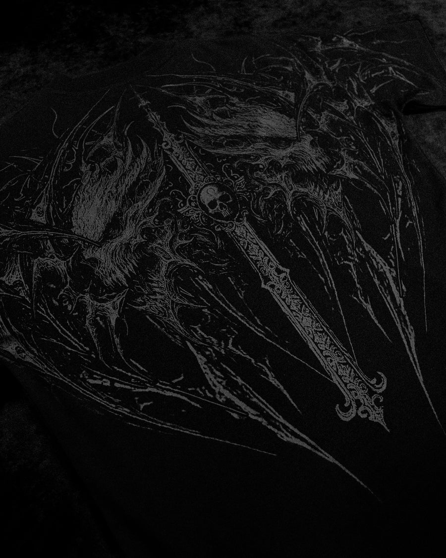 Hollow Souls Oversized T-shirt [DARKNESS]