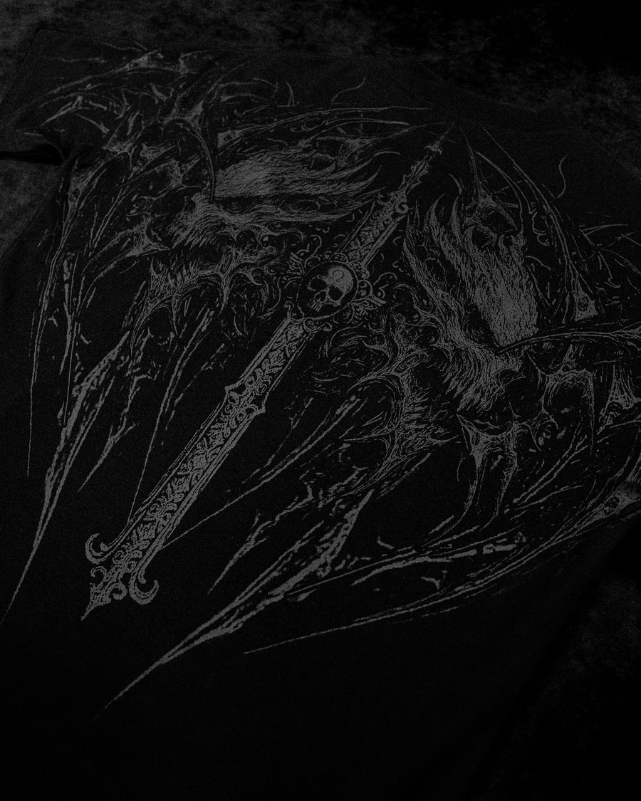 Hollow Souls Oversized T-shirt [DARKNESS]