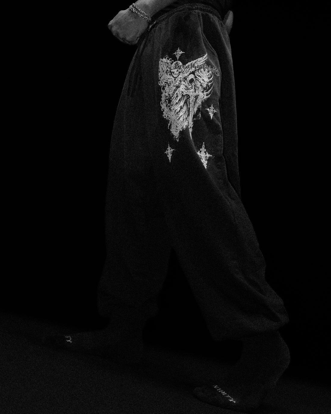 Dark Souls Banana Shape cuffed sweatpants [SMOKE]