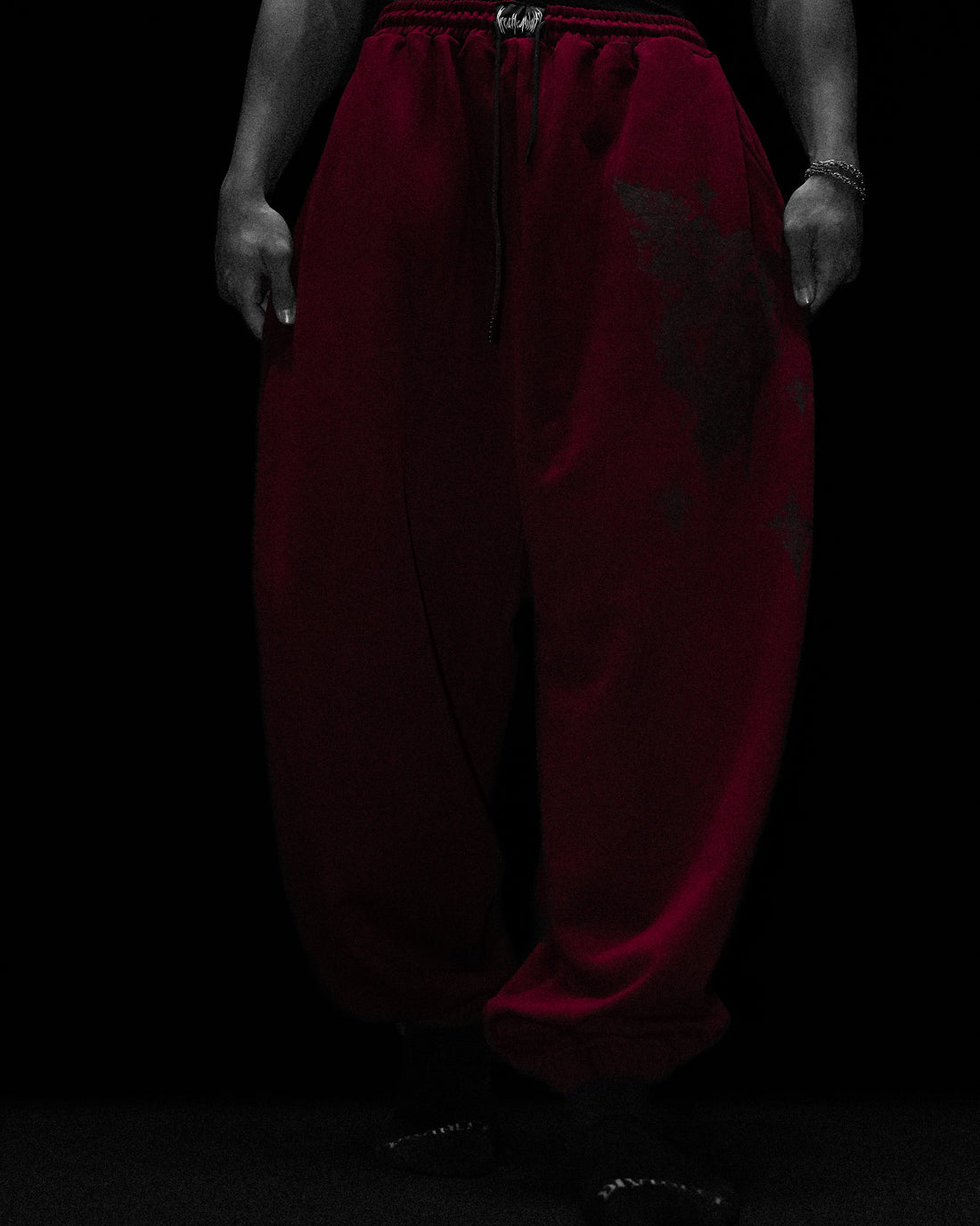 Dark Souls Banana Shape cuffed sweatpants [CRIMSON RED]
