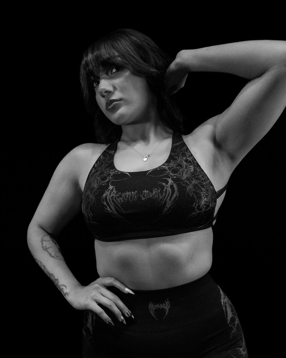 Women's Void Tech™ Death Crawler Sports Bra [DARKNESS]