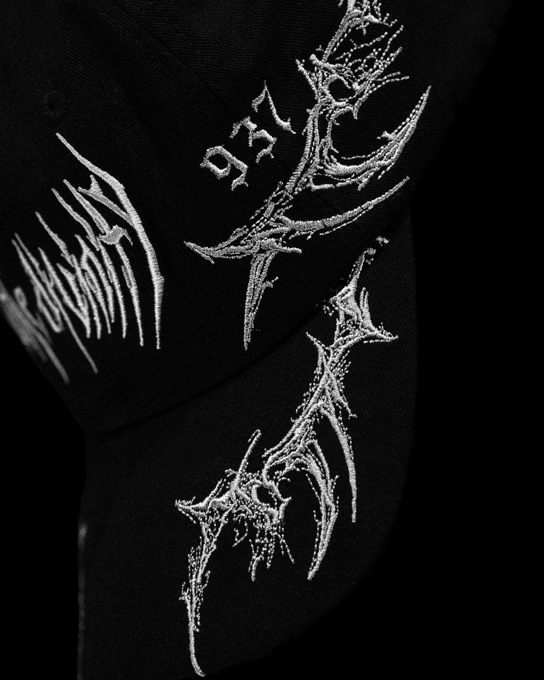 937 Embroidered Logo Cap [VOID BLACK]