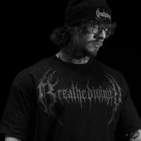 Essential Embroidery Cuff Beanie [VOID BLACK]