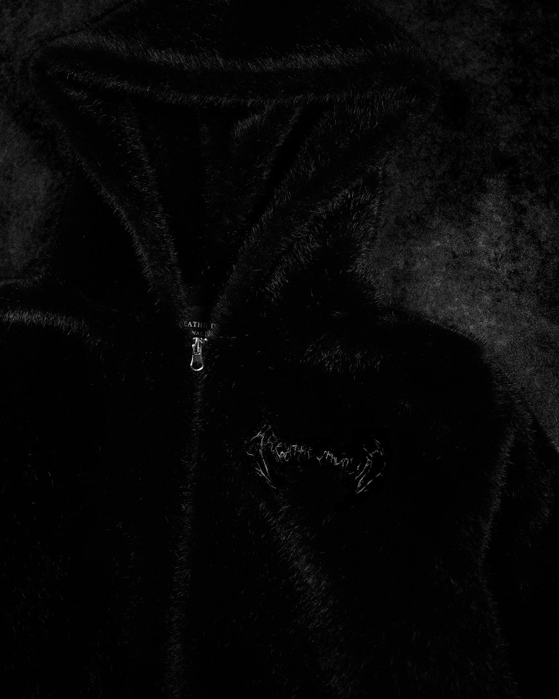 Women's Essential Fleece Jacket [DARKNESS]