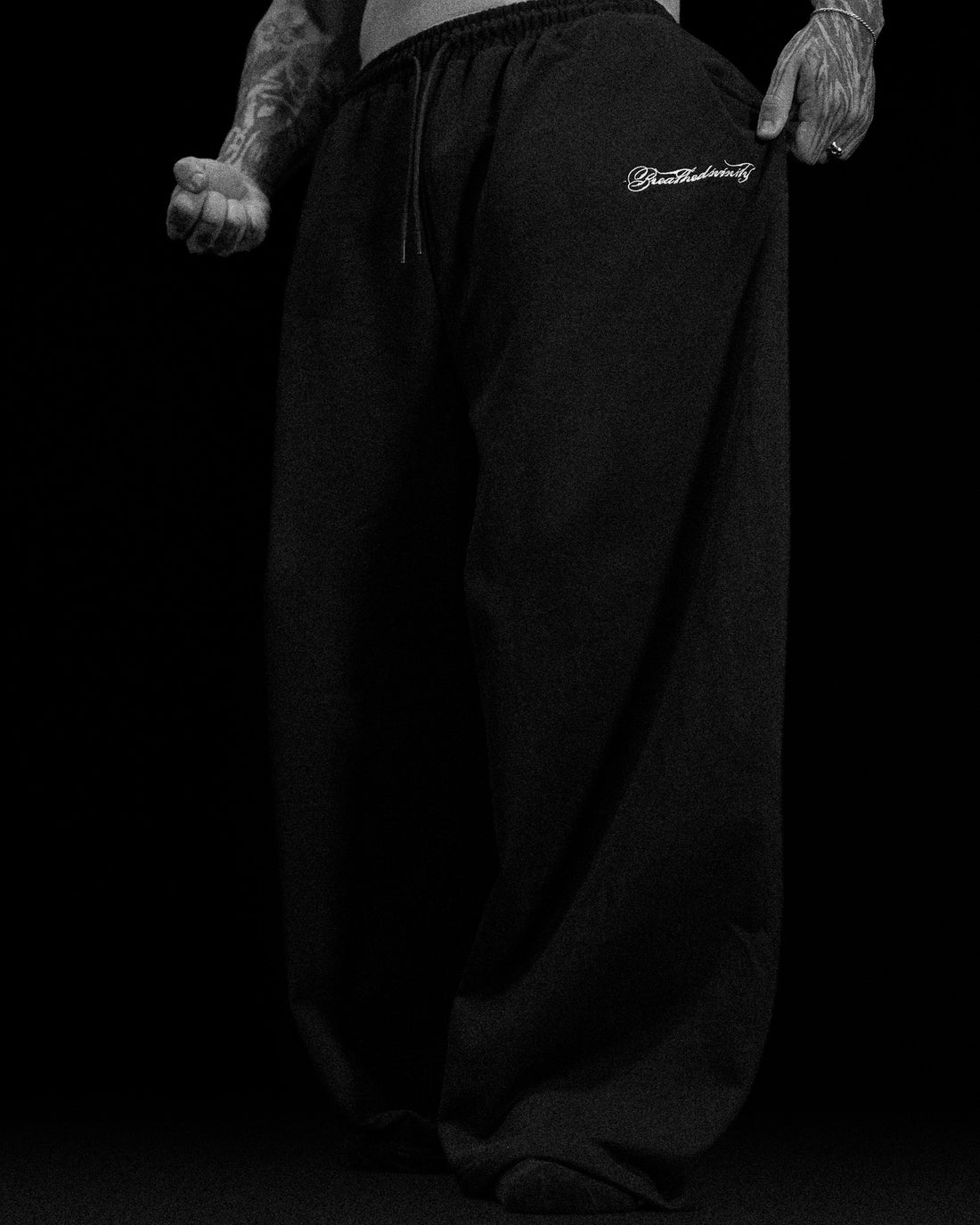 Elegance Oversized Uncuffed Luxury Sweatpants [VOID BLACK]