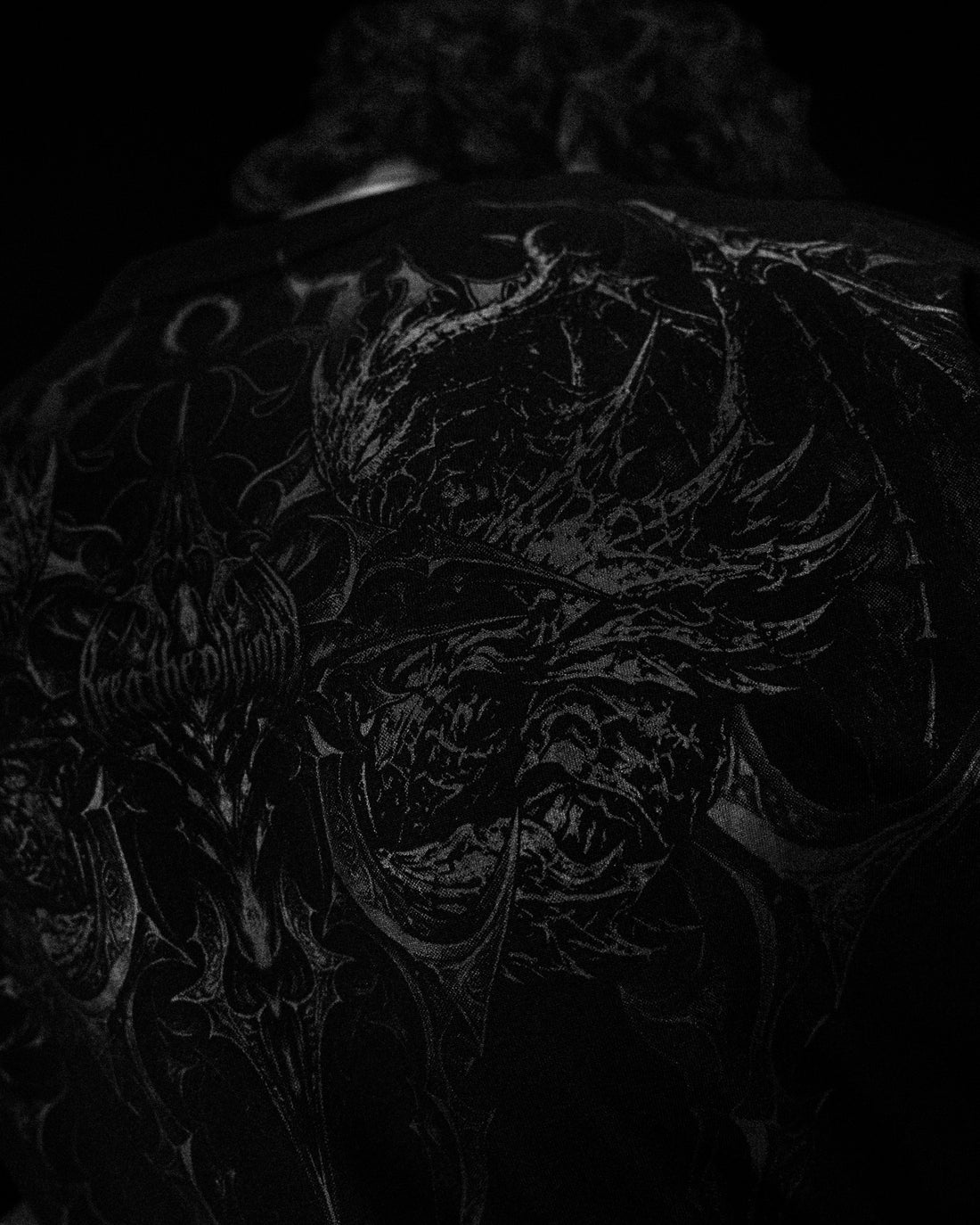 Shadow Monarch Oversized T-shirt [DARKNESS]