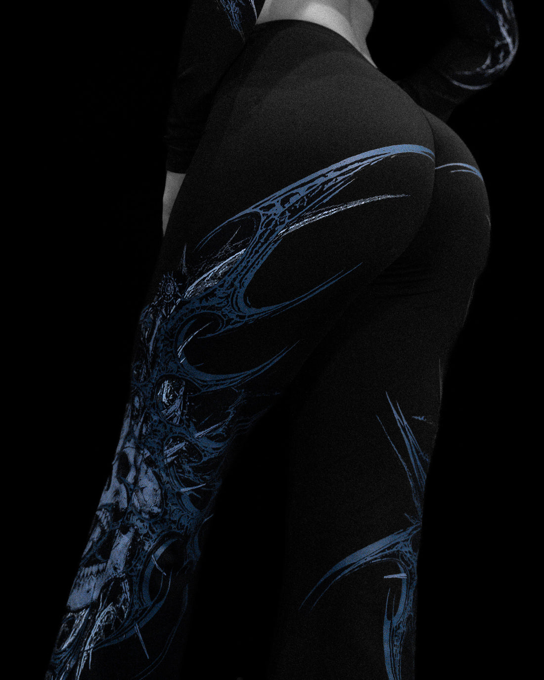 Void Tech™ Soul Decay Flared Leggings [FROST]