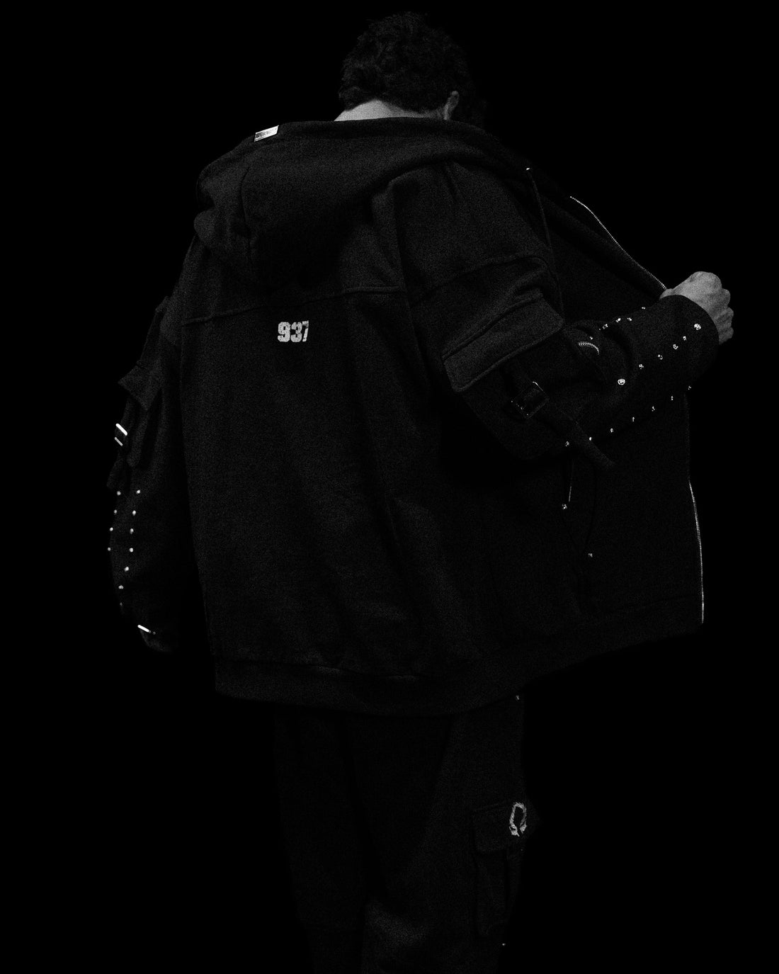 Metallic Tactical Oversized Cargo Zip-up Jacket [DARKNESS]