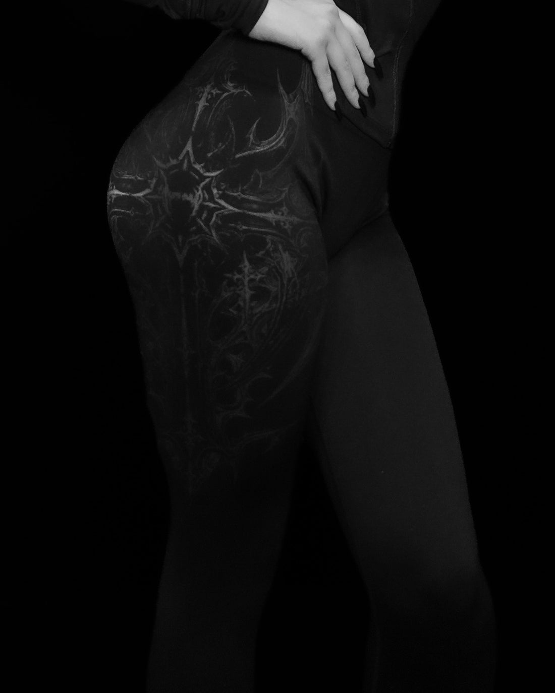 Women's Nightreign Void Tech™ Graphic Seamless Leggings [DARKNESS]