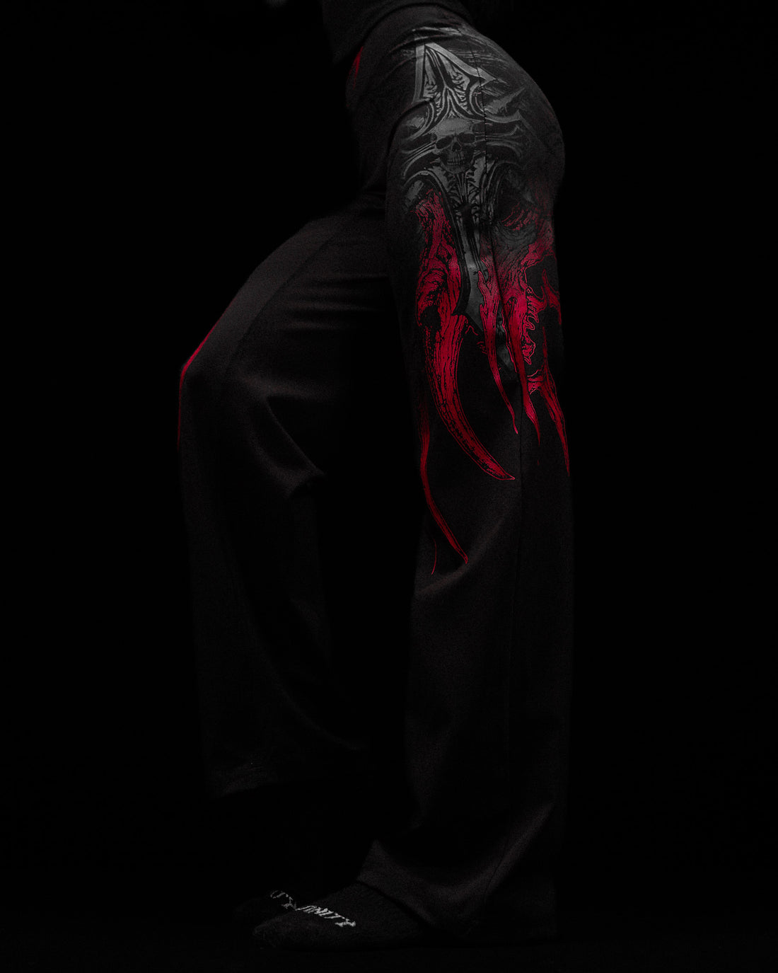 Women's Void Tech™ Nocturne Flared Leggings [NIGHTMARE]
