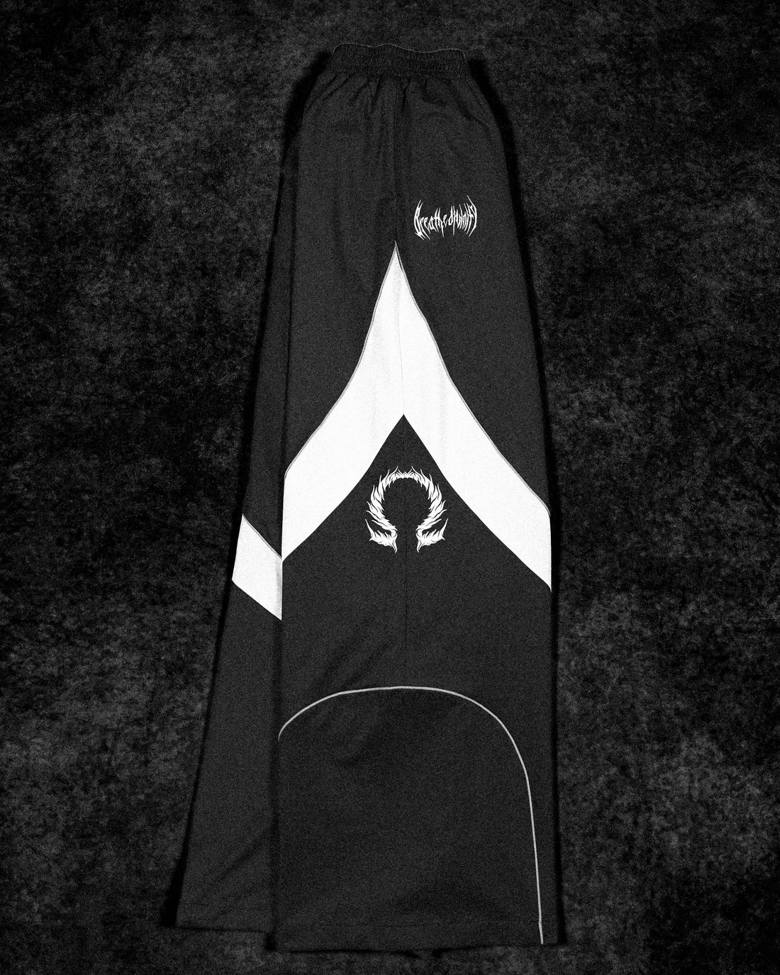 Omega Uncuffed Trackpants  [VOID BLACK]