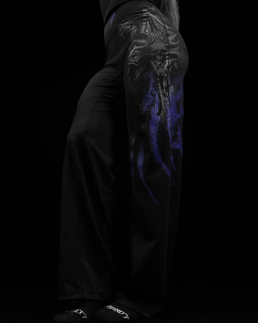 Women's Void Tech™ Nocturne Flared Leggings [DUSK]