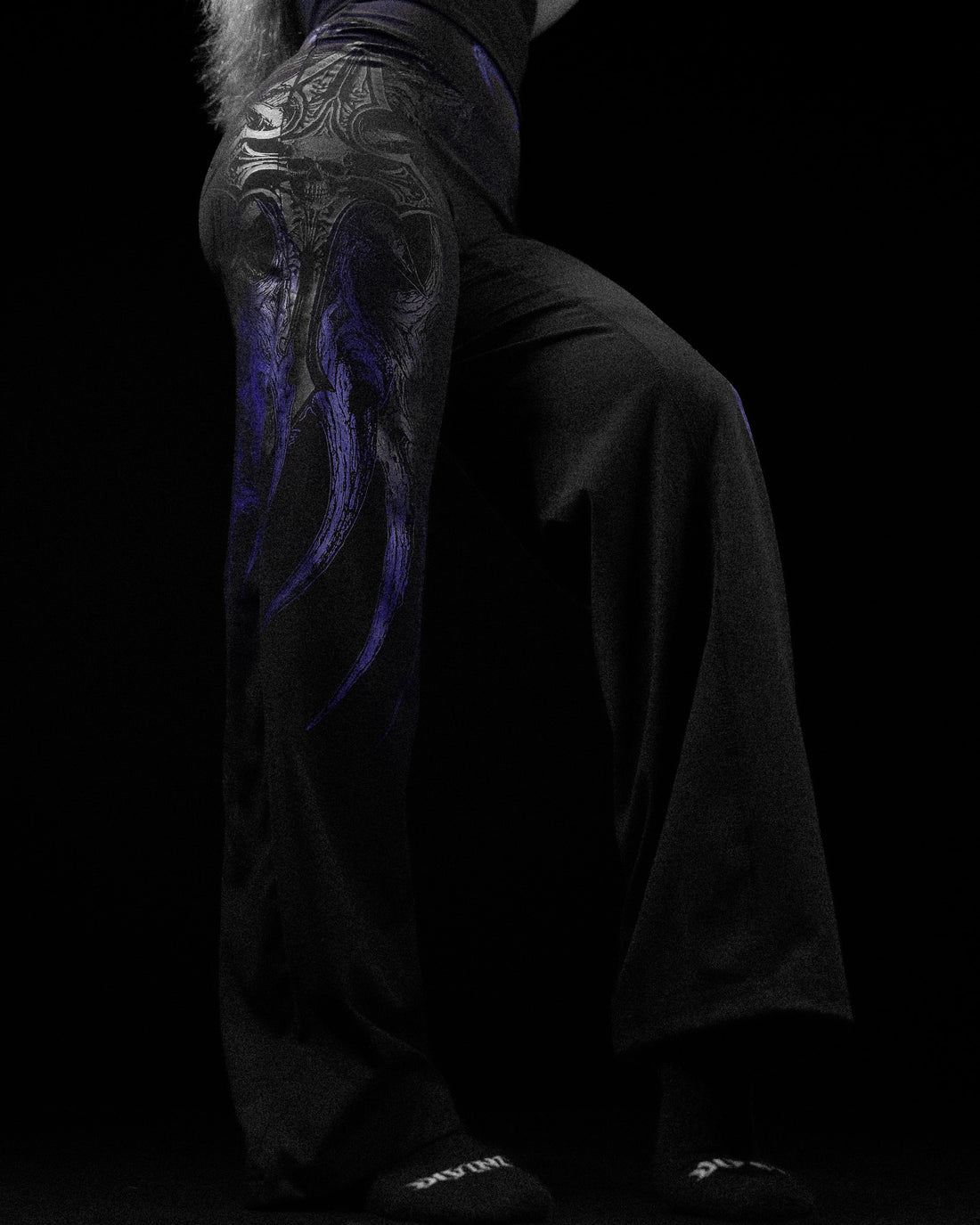 Women's Void Tech™ Nocturne Flared Leggings [DUSK]