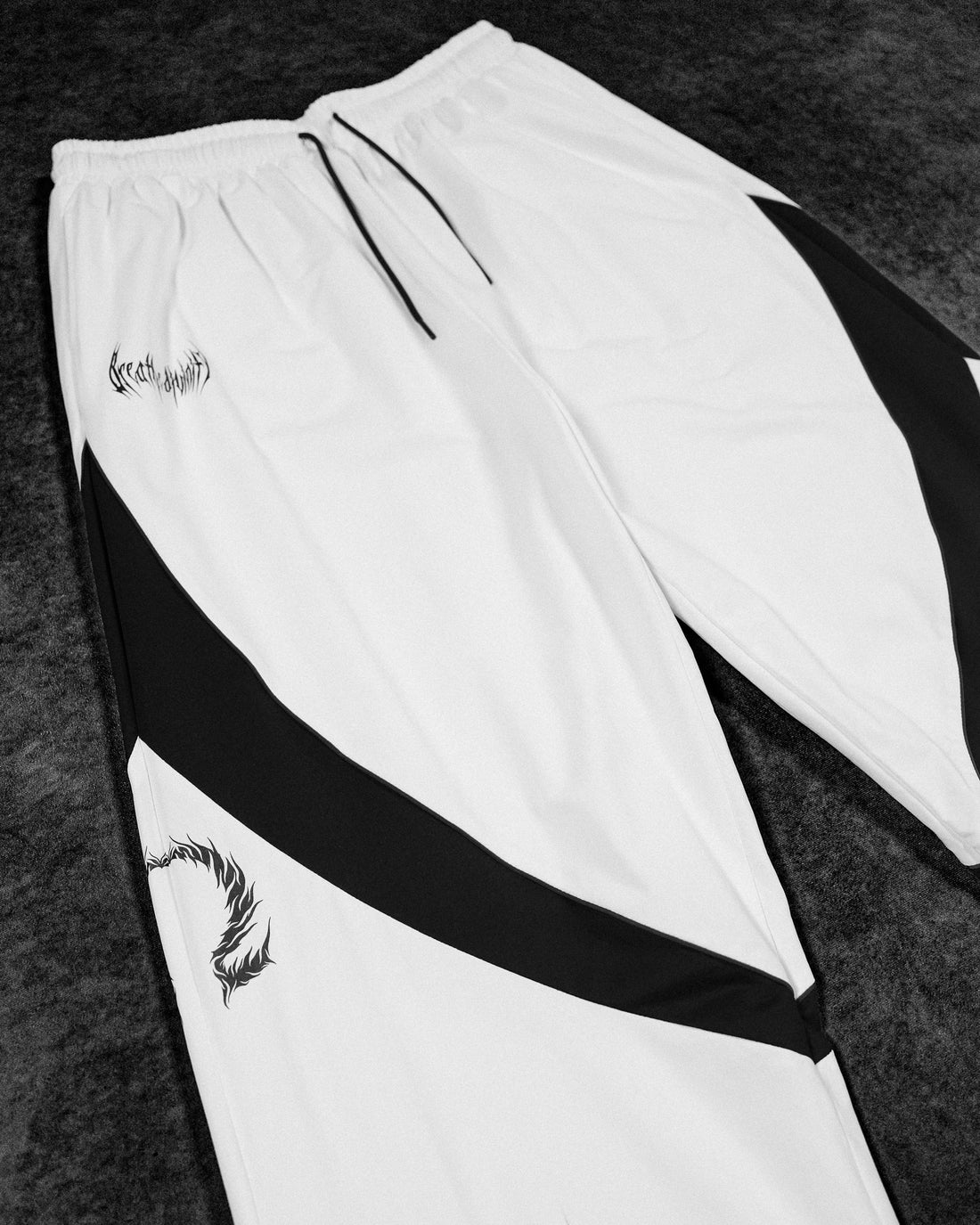 Omega Uncuffed Trackpants [DIVINE WHITE]