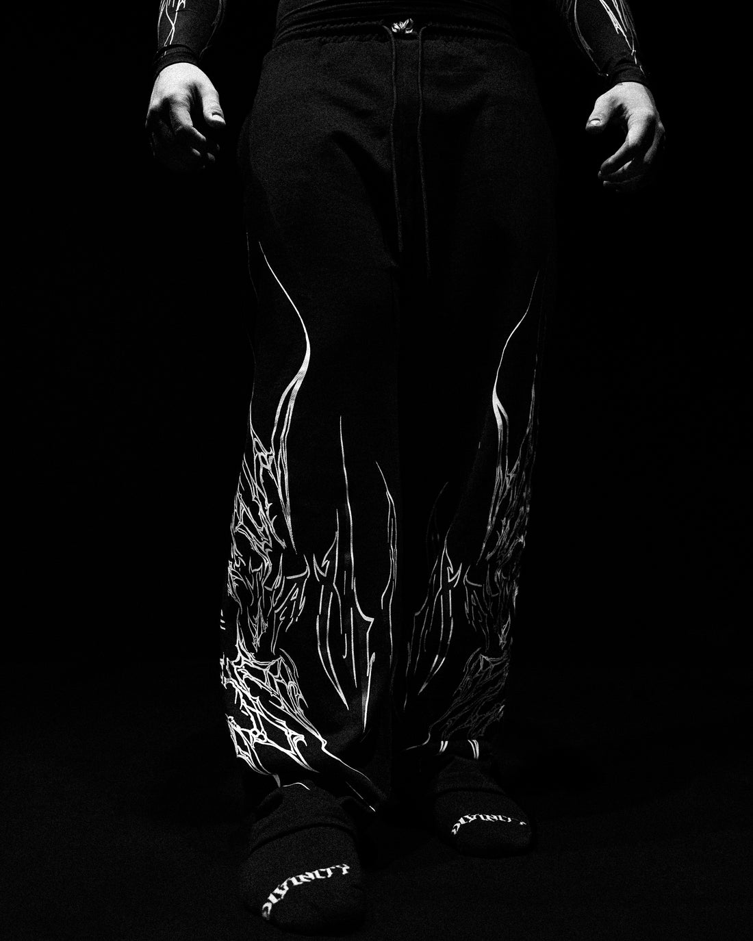 Nightfall Uncuffed Luxury Oversized Sweatpants [VOID BLACK]