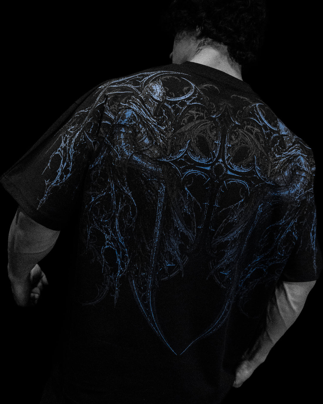 Arc Knight Oversized T-shirt [BLACK ICE]