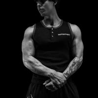 Metallic Henley Cut-off [MIDNIGHT]