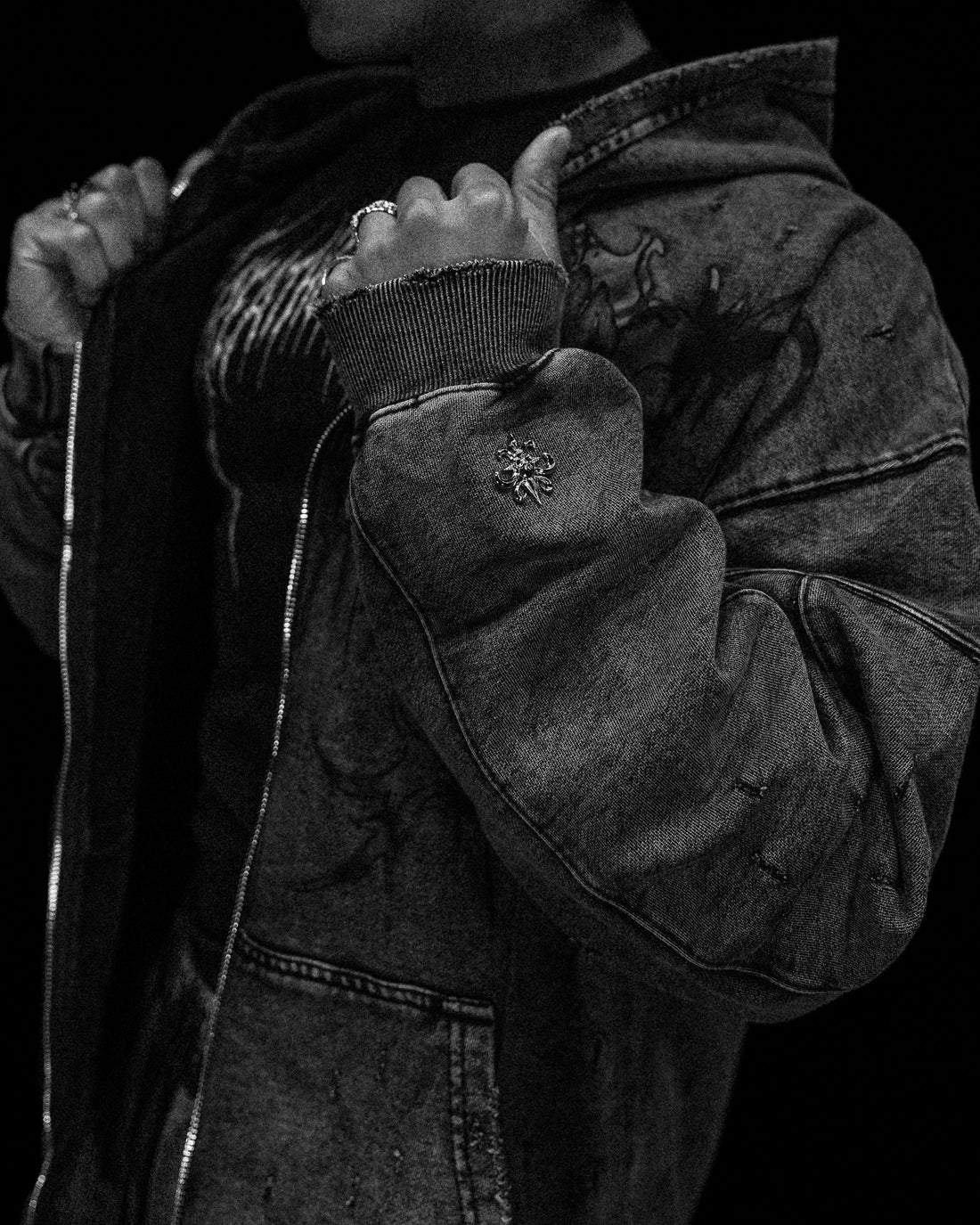 Mens Tarnished Zip-up Hoodie [VINTAGE]