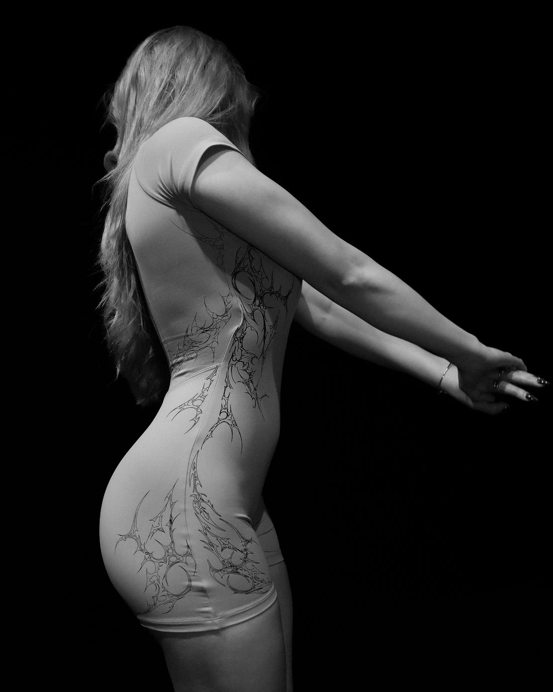 Women's Void Tech™ Thornveil Bodysuit [SILVER]