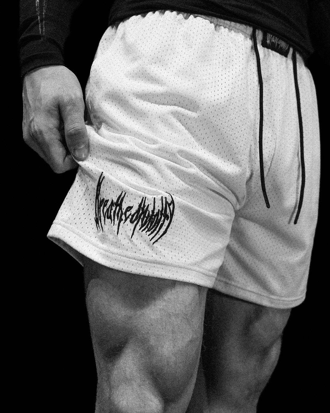 Mens Embroidery Bodybuilding Mesh Shorts [DIVINE WHITE]