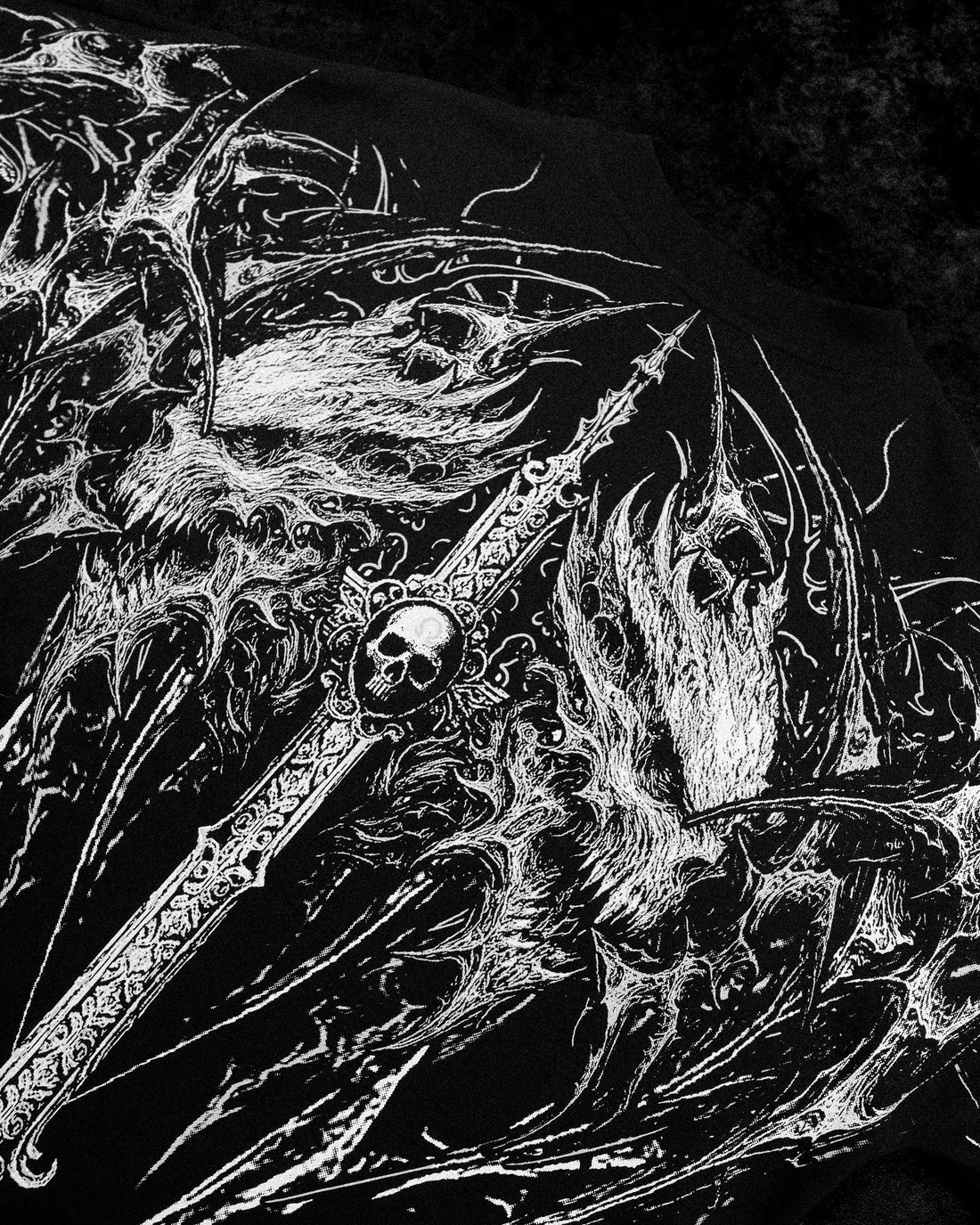Hollow Souls Oversized T-shirt [VOID BLACK]