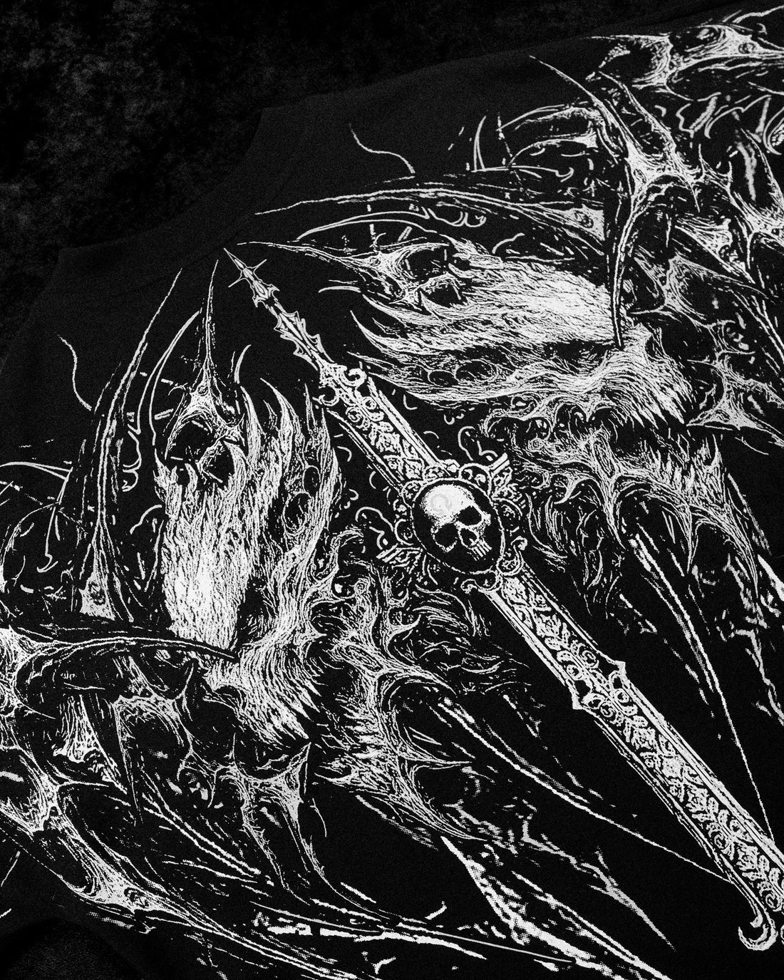 Hollow Souls Oversized T-shirt [VOID BLACK]