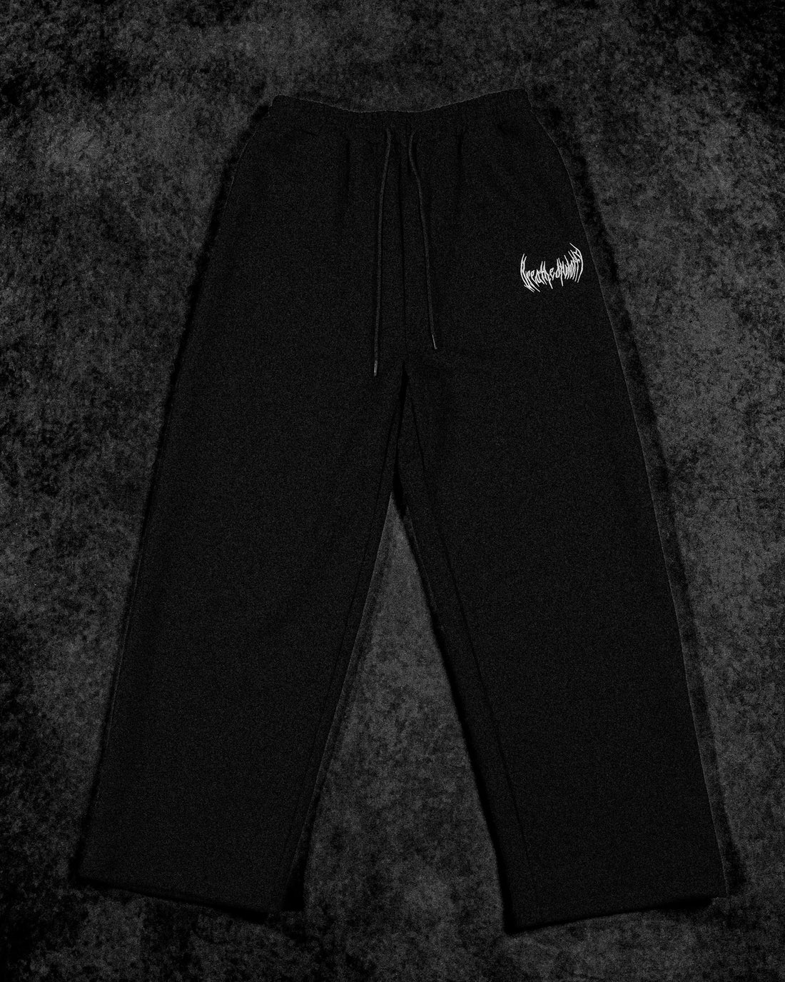 Mens Essential Uncuffed luxury sweatpants [VOID BLACK]