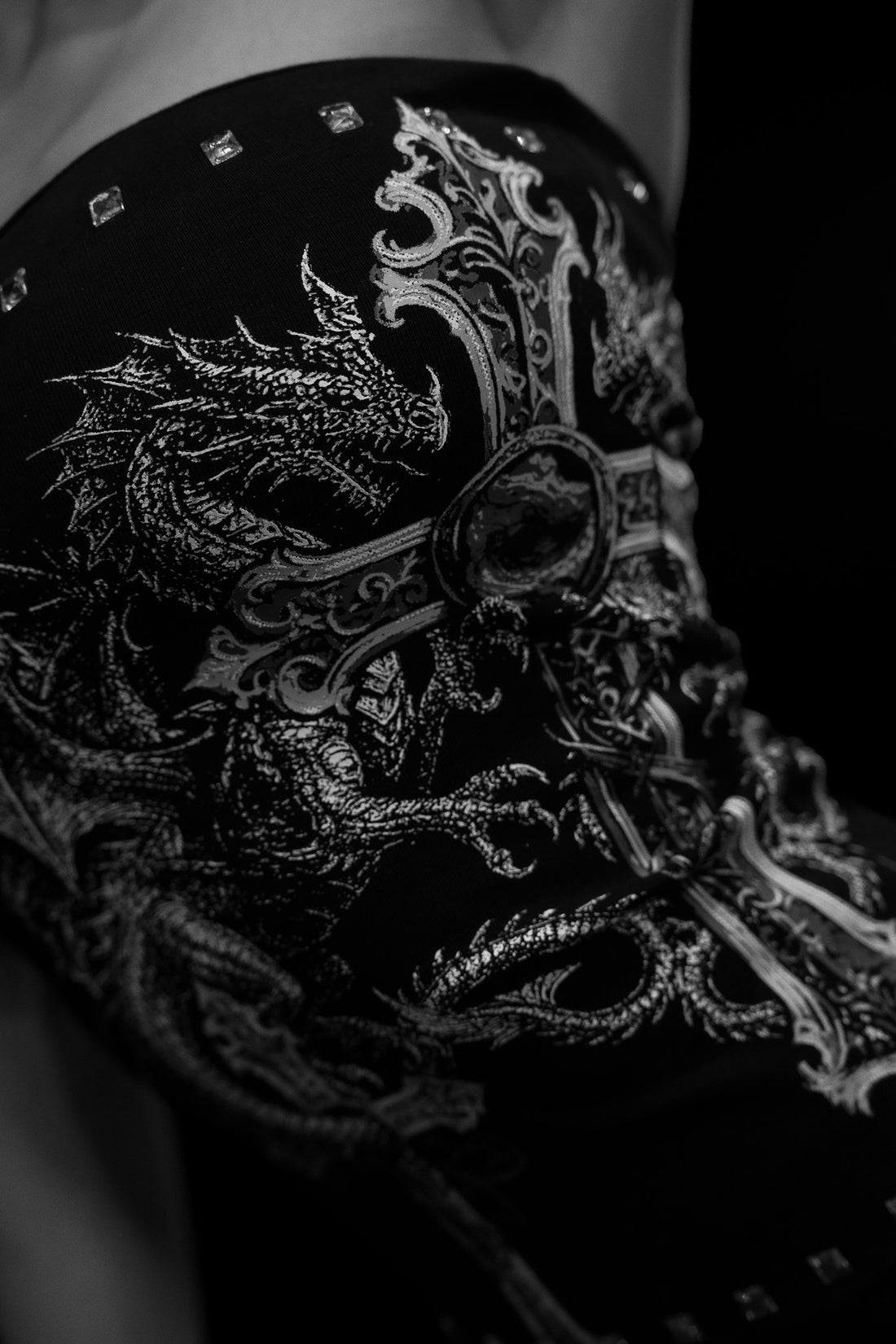 Women's Wyvern Tube Top [VOID BLACK]