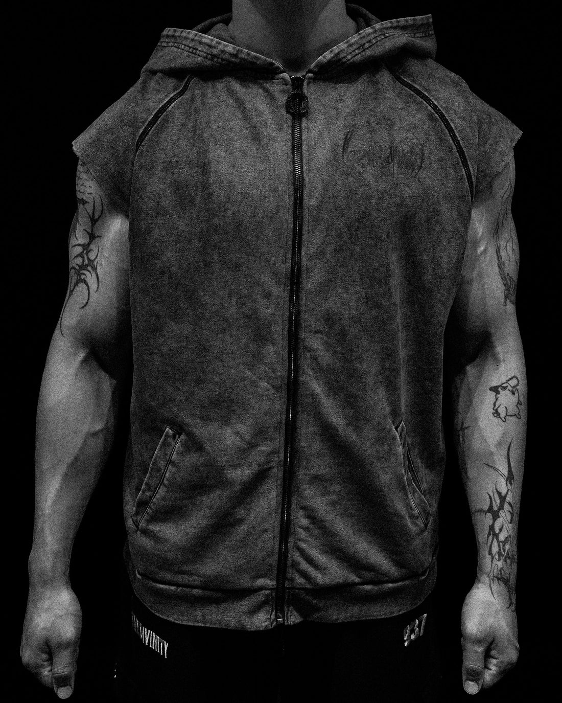 Venom Cutoff Zip-up Hoodie [VINTAGE]