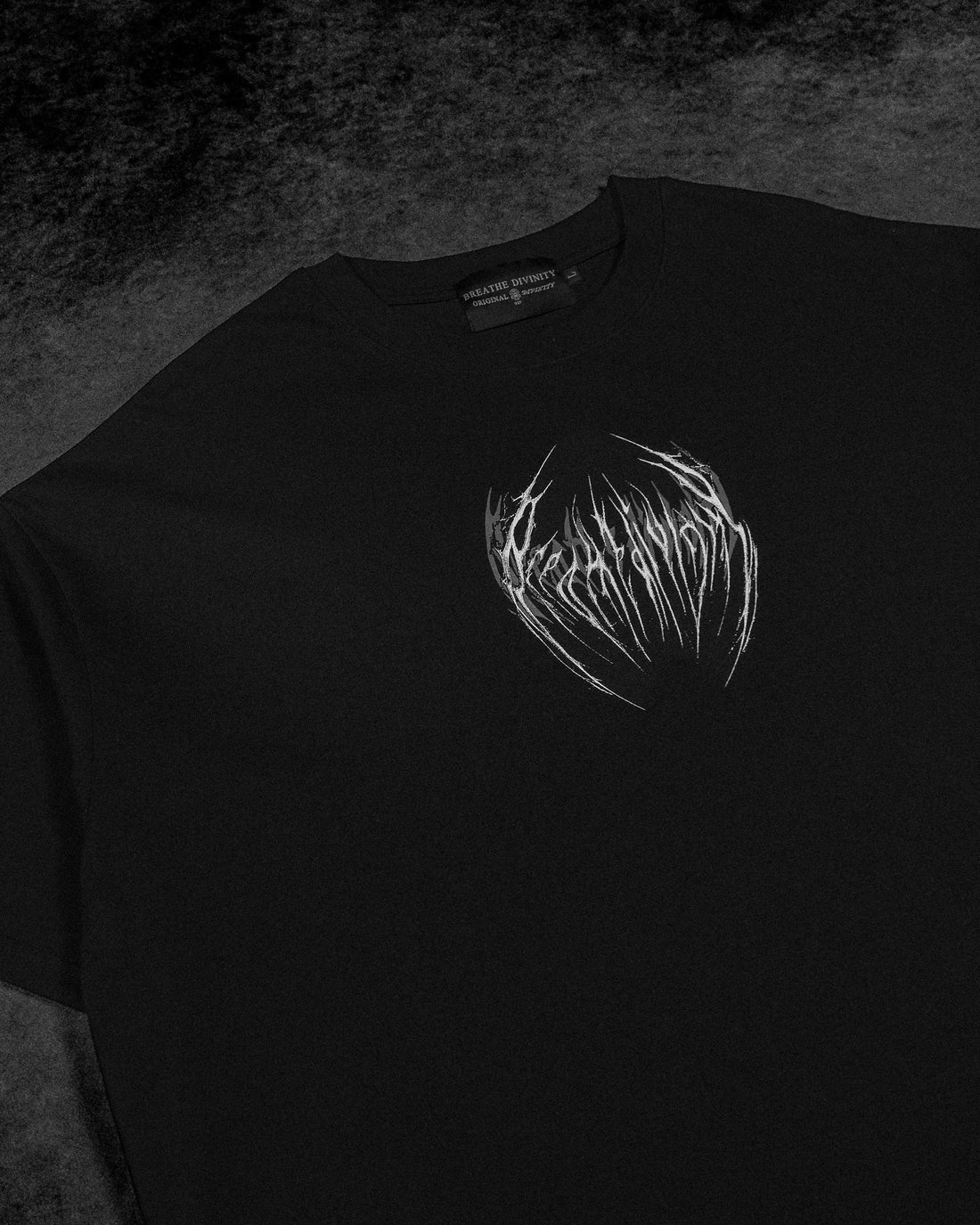 Eclipse Oversized T-shirt [VOID BLACK]
