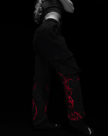 Women's Scarlet Kiss Cargo Sweatpants [NIGHTMARE]