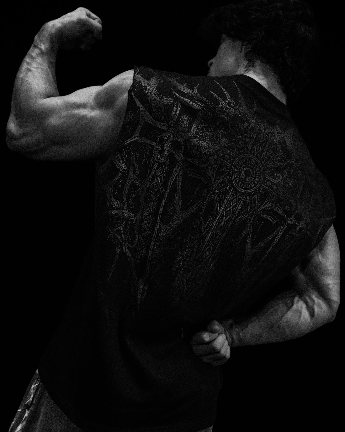 Heaven's Gate Cut-off Tee [DARKNESS]