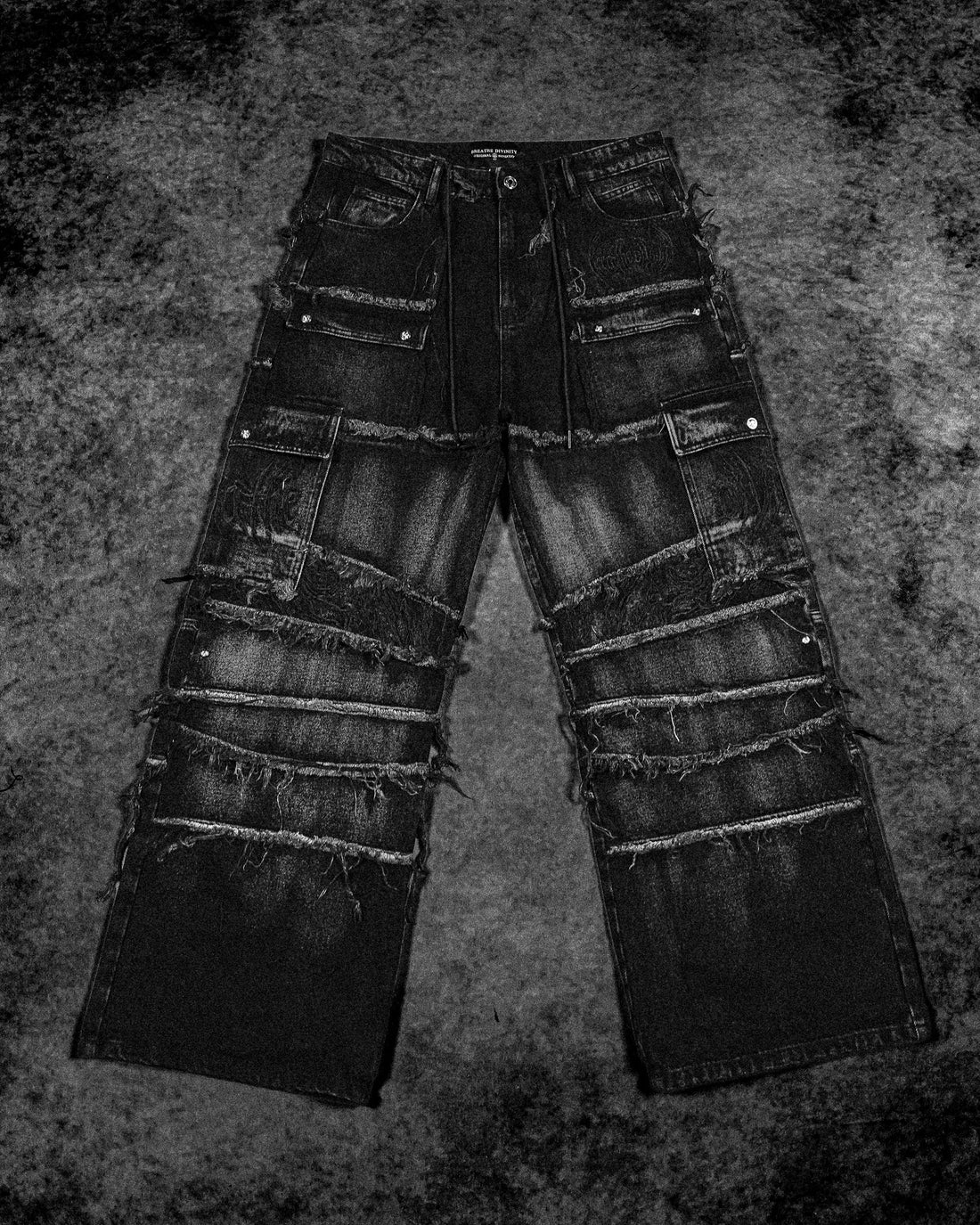 Oversized Distressed Denim Cargo jeans [ALLOY WASH]