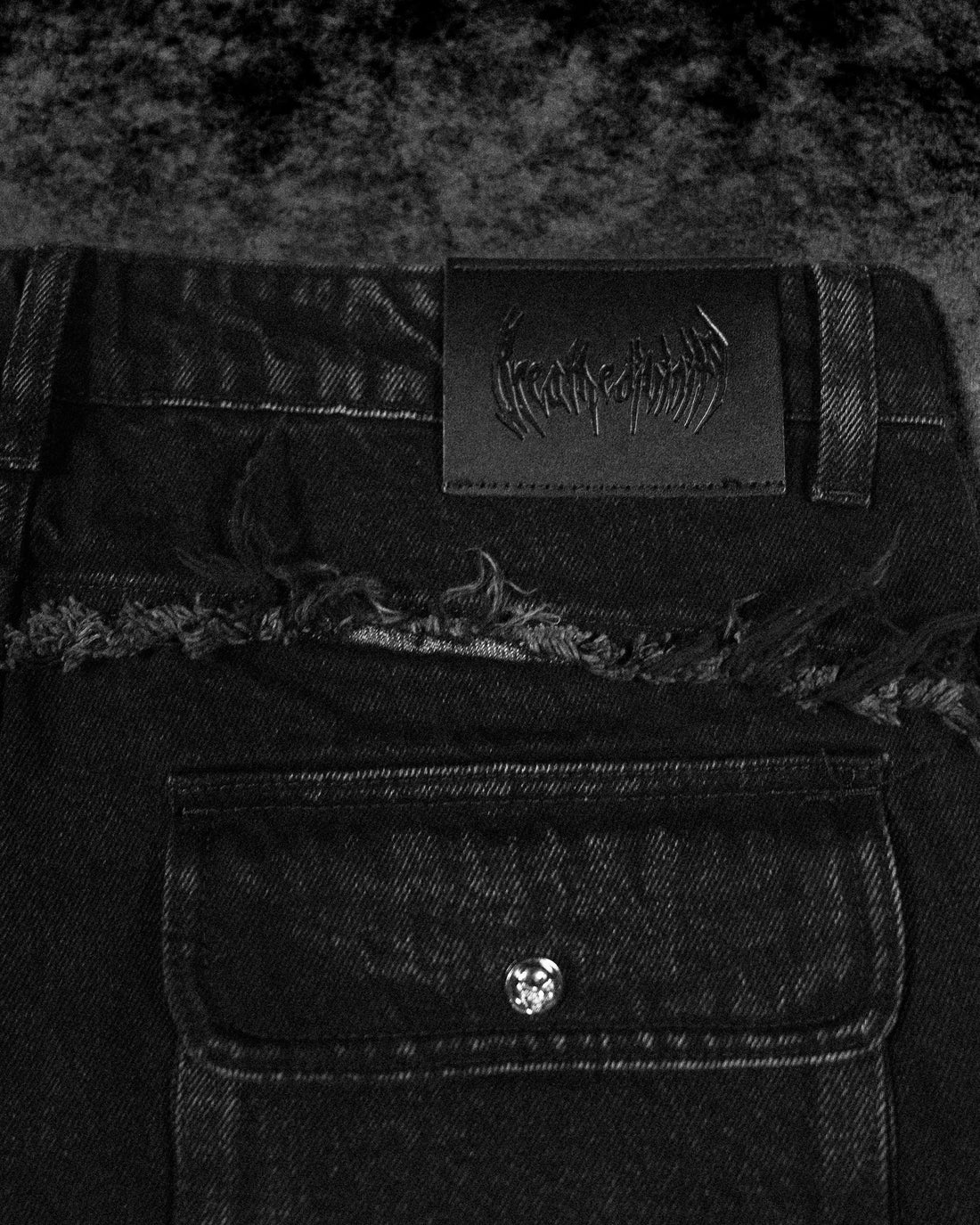 Oversized Distressed Denim Cargo jeans [ALLOY WASH]