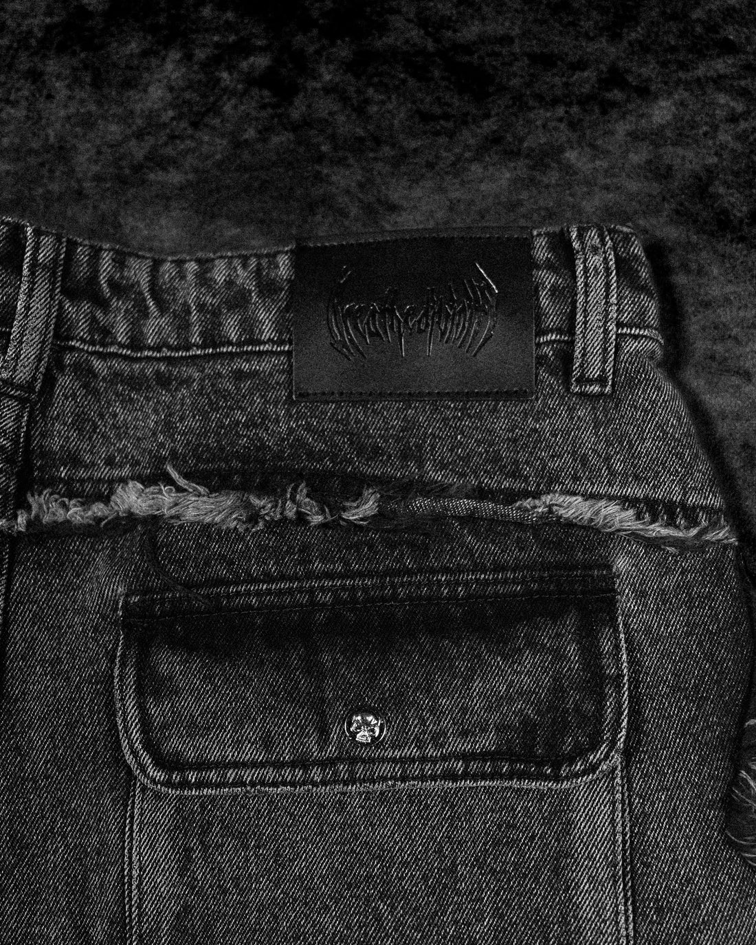 Oversized Distressed Denim Cargo jeans [VINTAGE WASH]