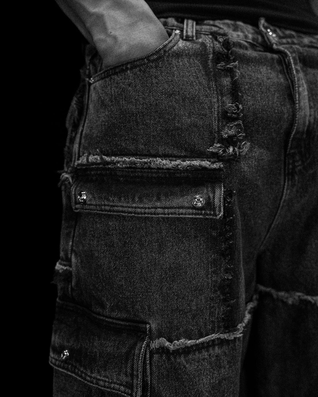 Oversized Distressed Denim Cargo jeans [VINTAGE WASH]