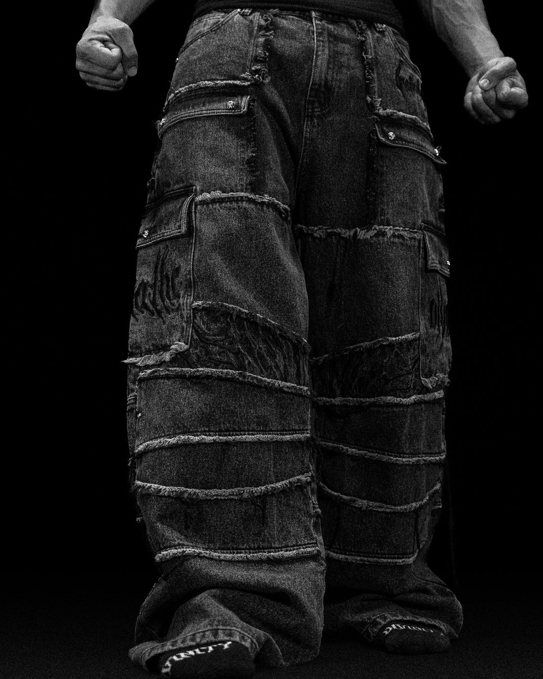 Oversized Distressed Denim Cargo jeans [VINTAGE WASH]