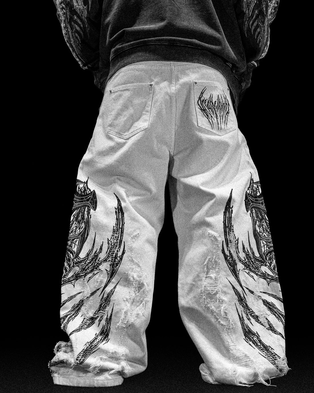 Soul Decay Oversized Distressed Denim Jeans [DIVINE WHITE]