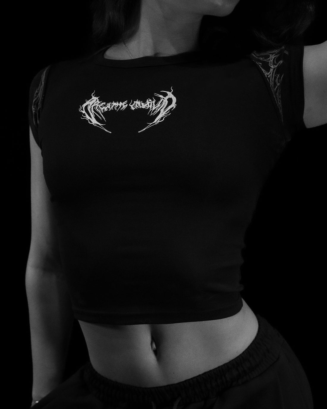 Women's Requiem Baby Tee [VOID BLACK]