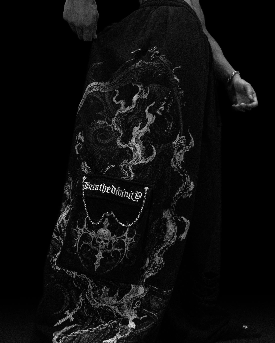 Deathwish Luxury Tarnished Uncuffed Cargos [VOID BLACK]