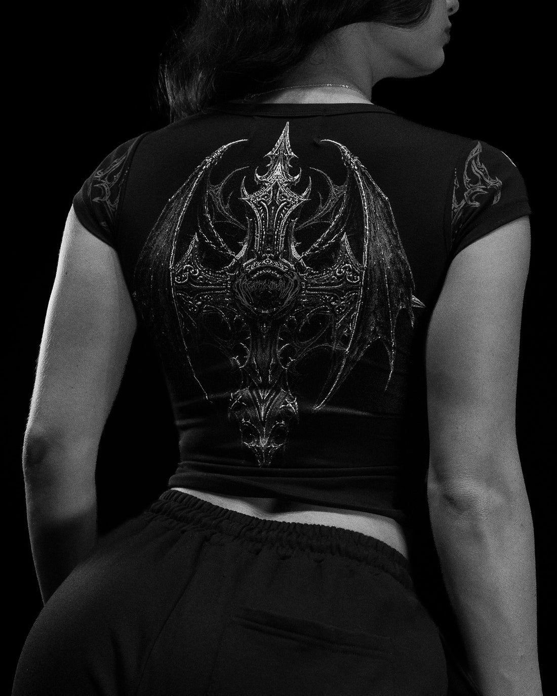 Women's Requiem Baby Tee [VOID BLACK]