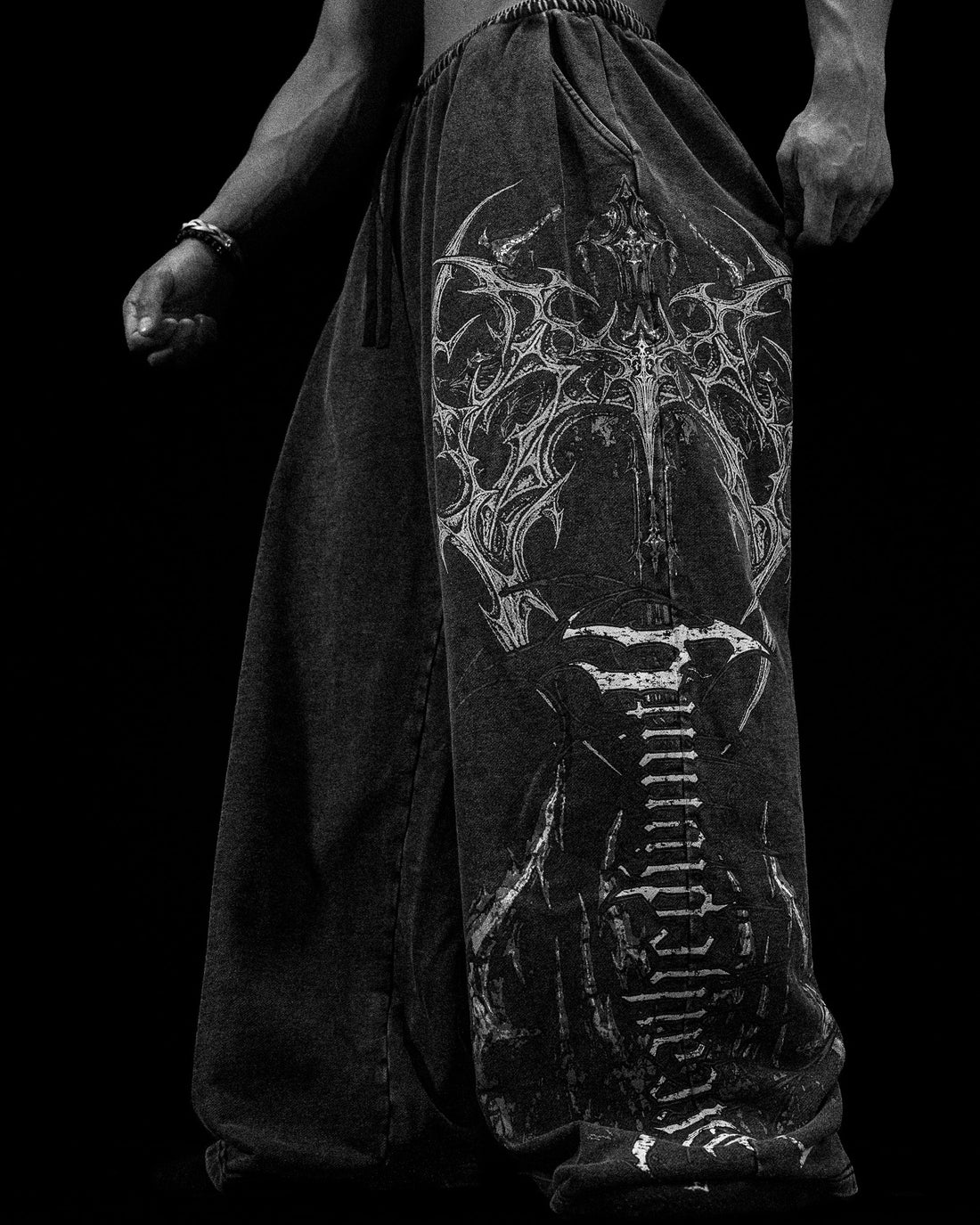 Death-Script Oversized Uncuffed Cargos [VINTAGE] – Breathedivinity