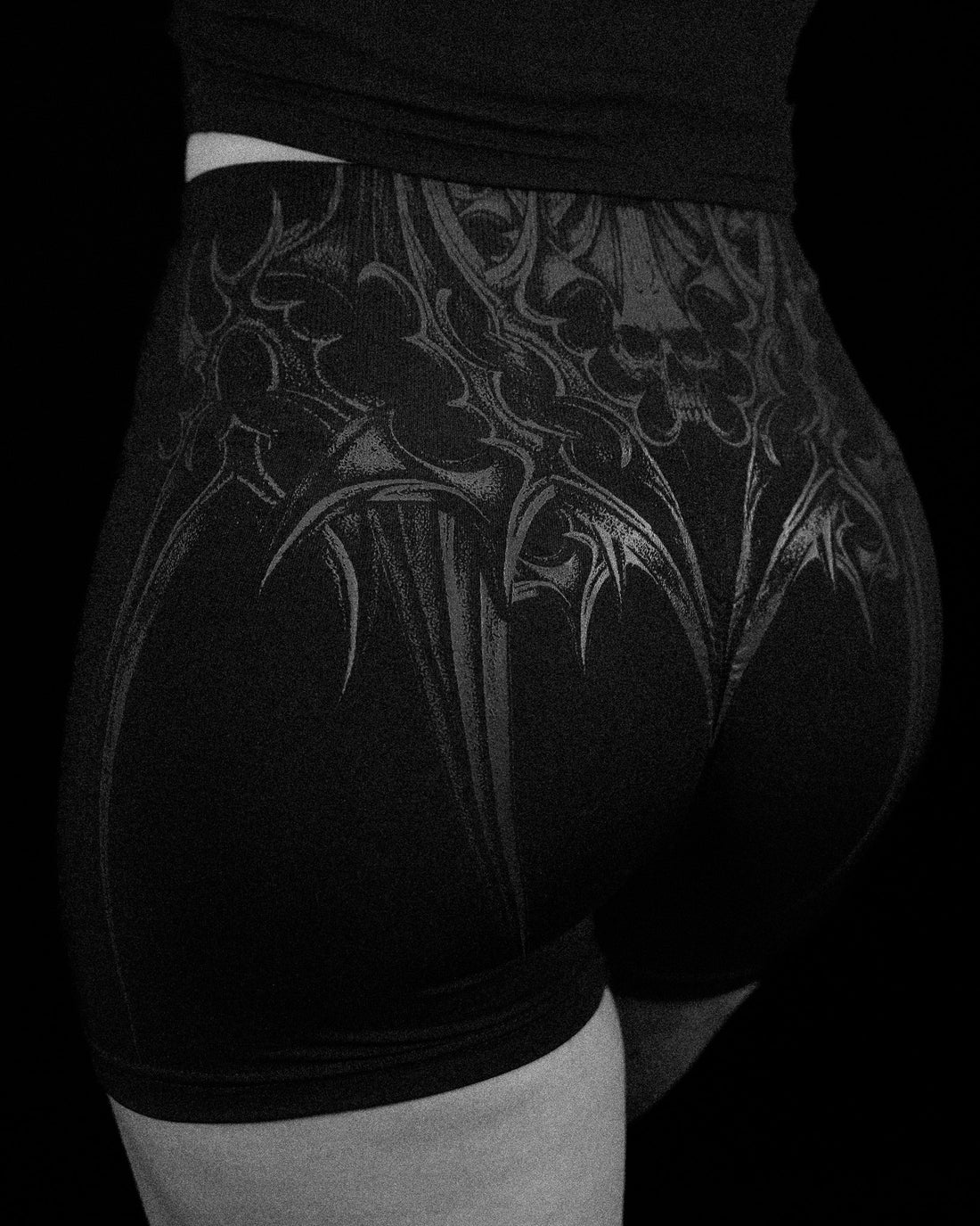 Womens Void Tech™ Valkyrie Seamless Shorts [DARKNESS]
